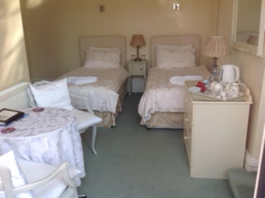 イーストボーン Bassets House Bed & Breakfast エクステリア 写真