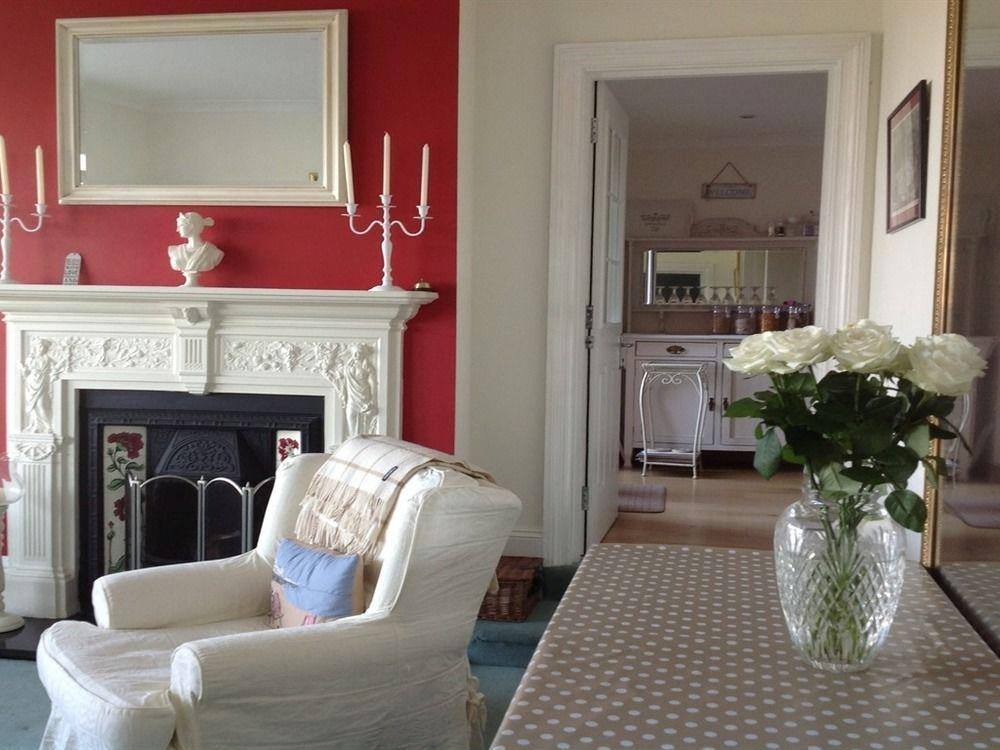 イーストボーン Bassets House Bed & Breakfast エクステリア 写真