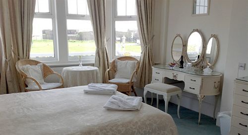 イーストボーン Bassets House Bed & Breakfast エクステリア 写真