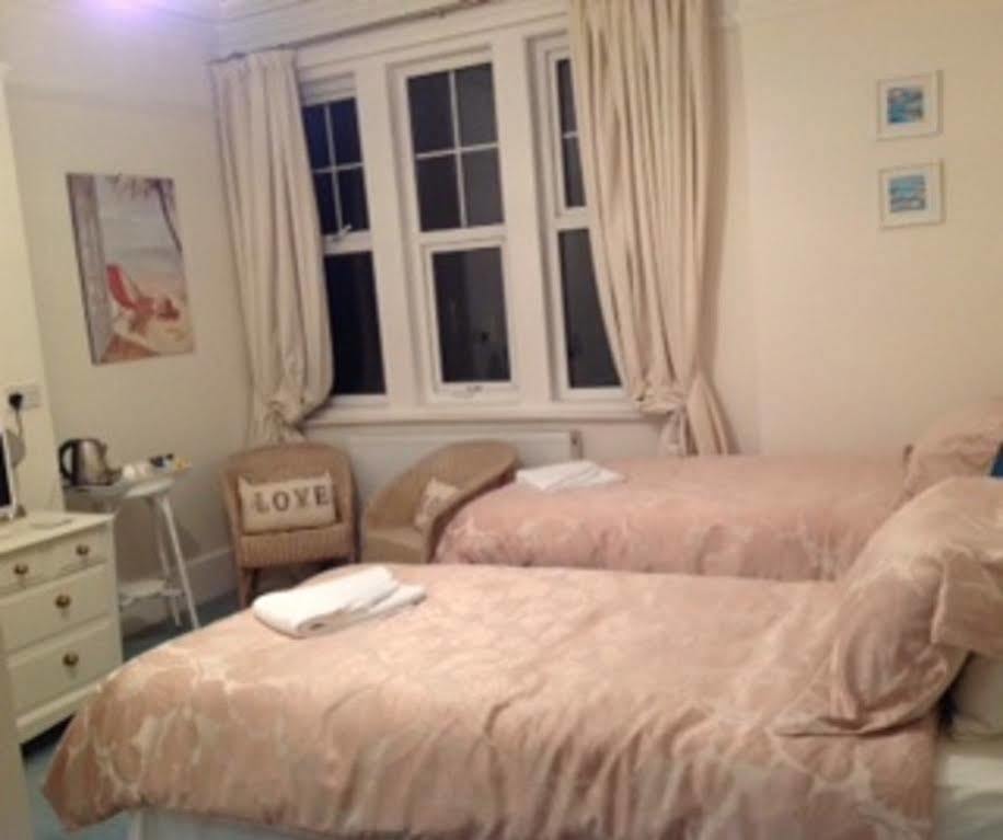 イーストボーン Bassets House Bed & Breakfast エクステリア 写真